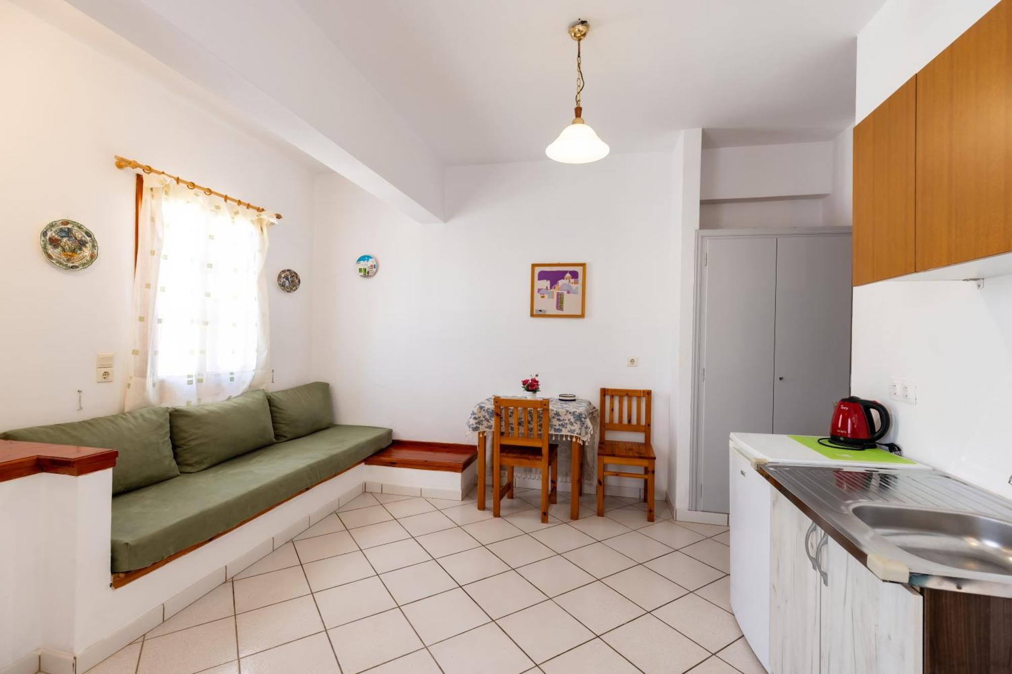 Guest house Froudi 2*