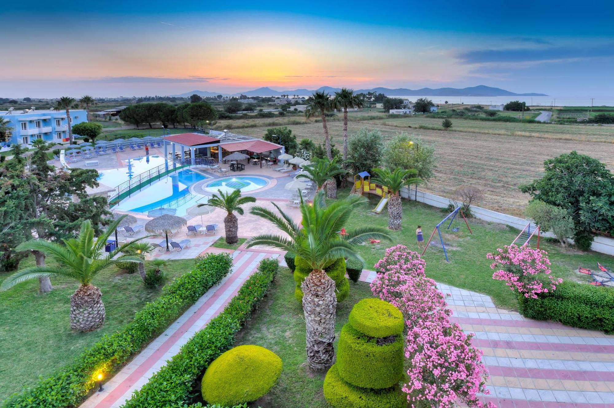 Corali Hotel 4*