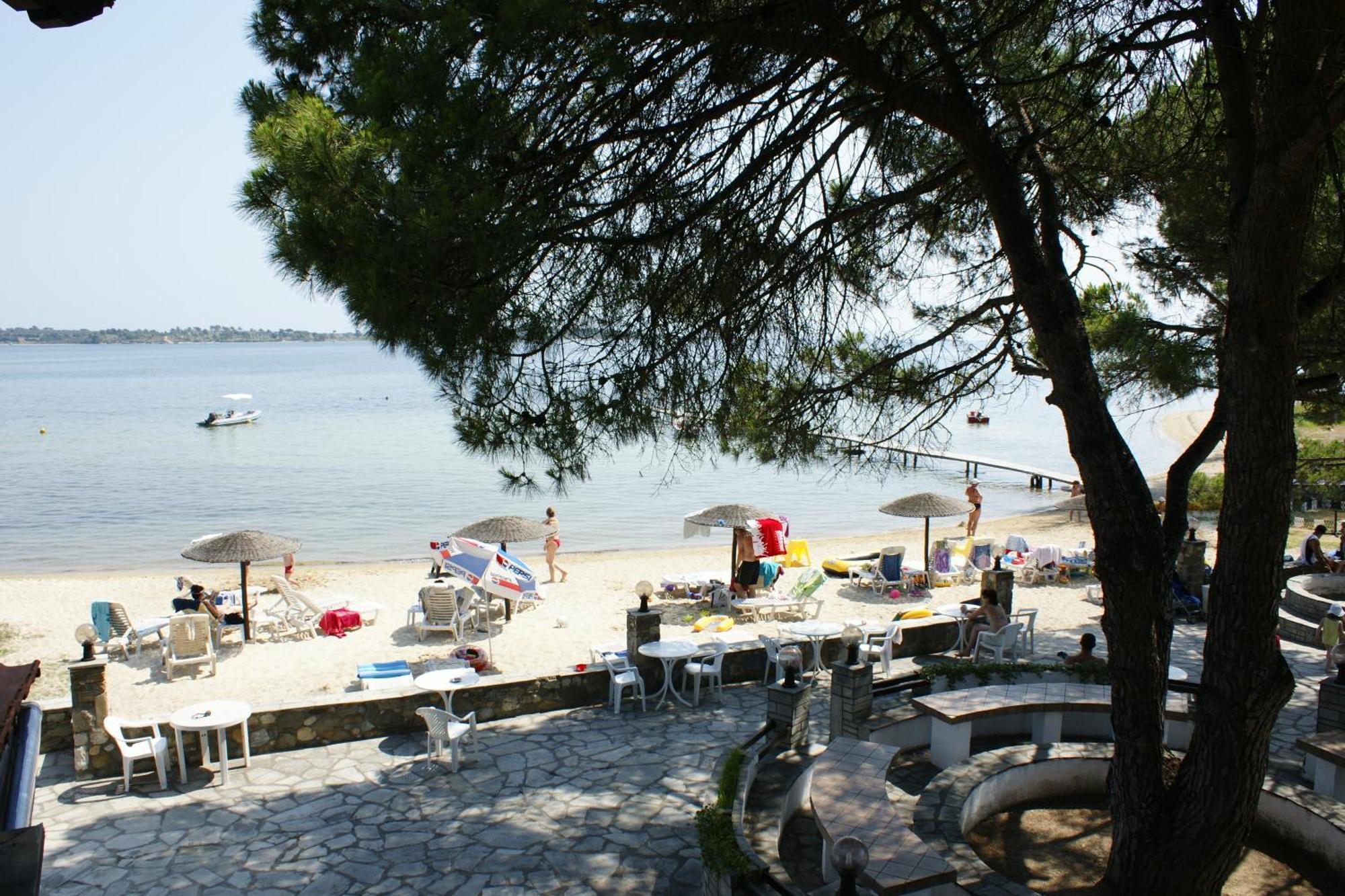 Haus Platanos & By The Sea Apartment Vourvourou