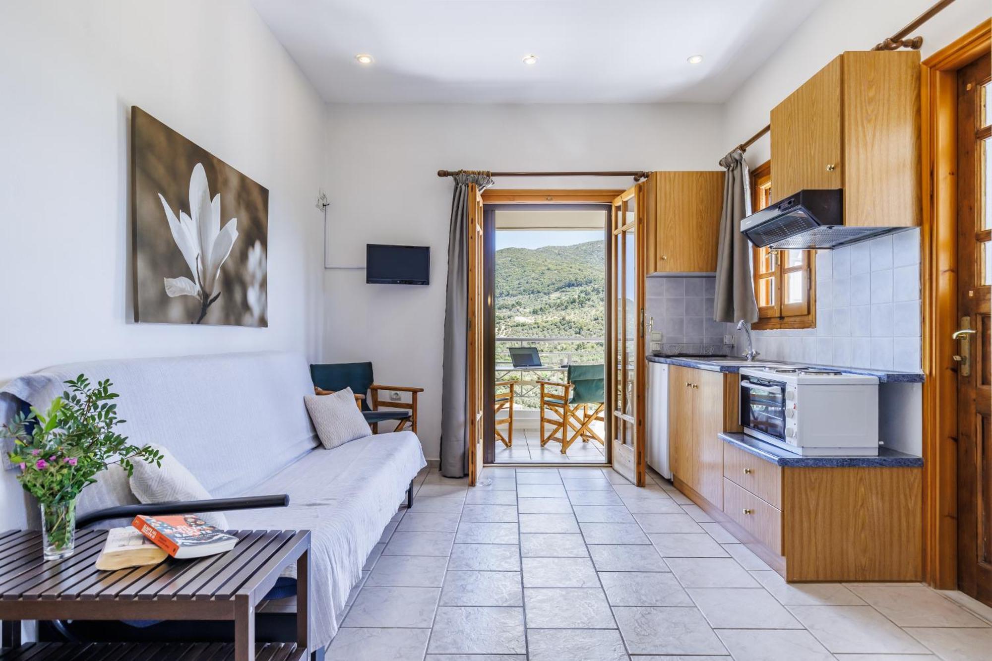 Likasti Apartment Skopelos Town