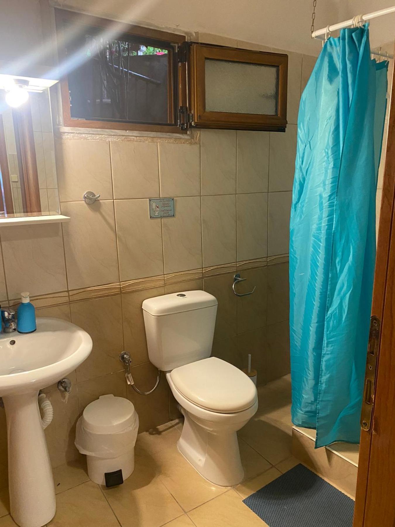 Giota Apartment *