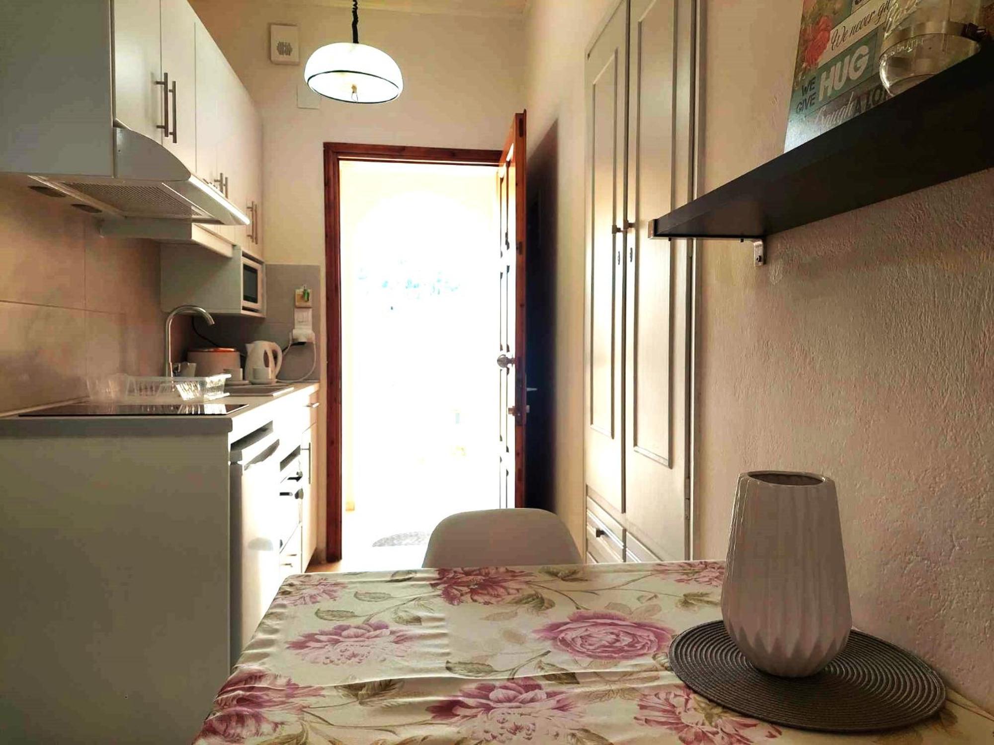 Panayota Apartment *