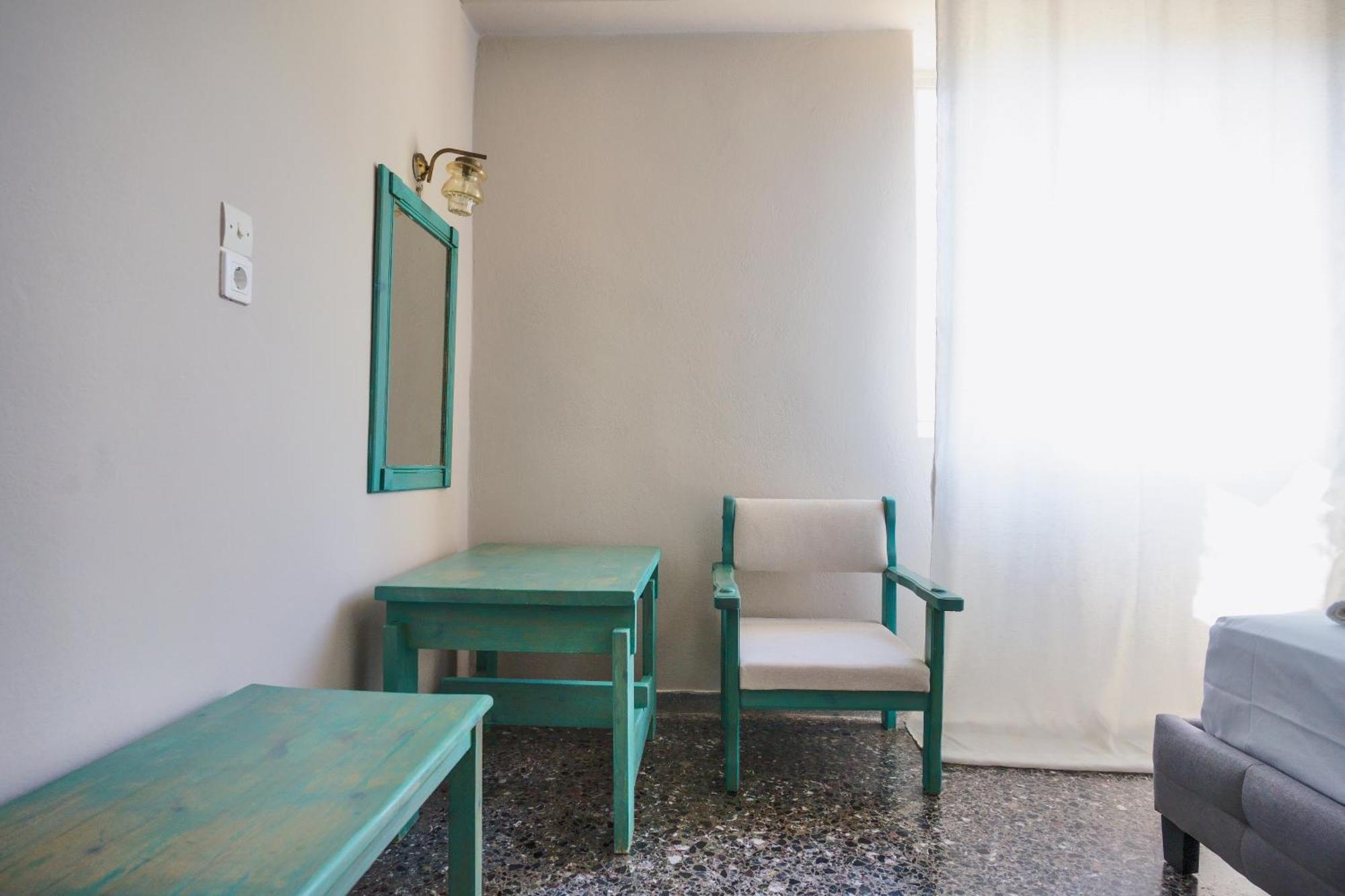 Hotel Korfos - Ξενοδοχείο Κόρφος Renovated Korfos