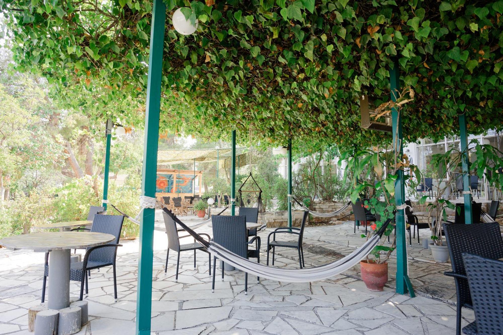 Hotel Korfos - Ξενοδοχείο Κόρφος Renovated Hotel 2*