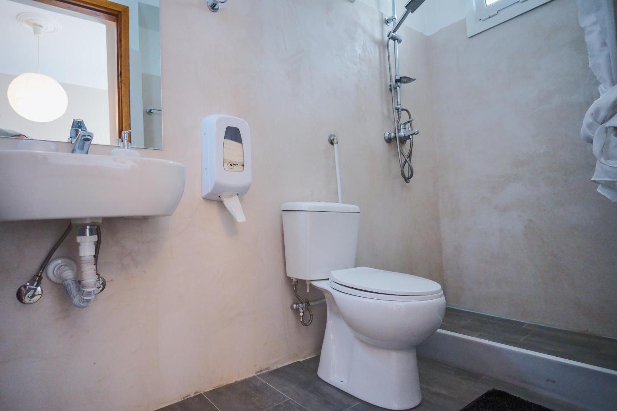 Hotel Korfos - Ξενοδοχείο Κόρφος Renovated 2*