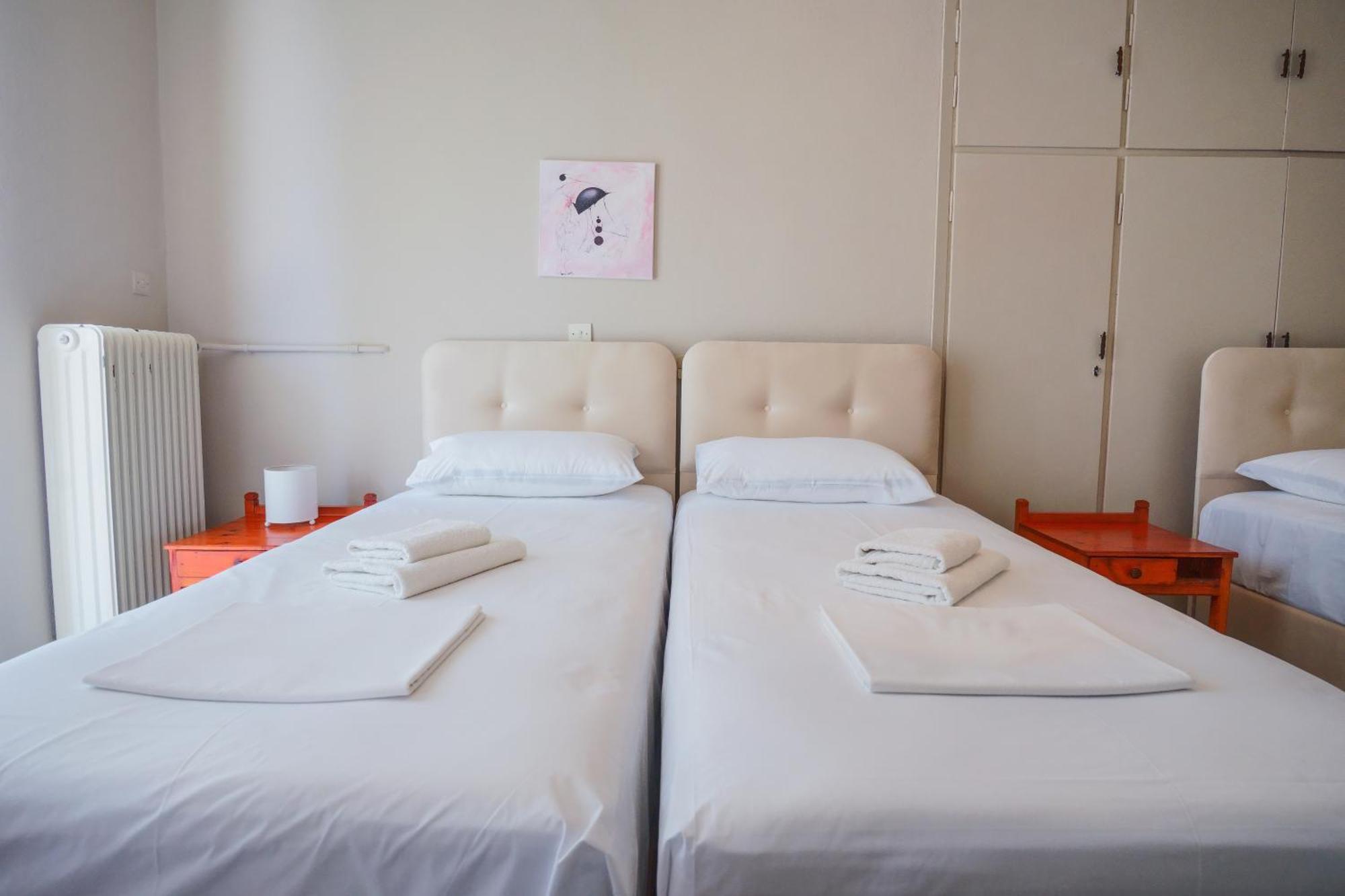 Hotel Korfos - Ξενοδοχείο Κόρφος Renovated Korfos