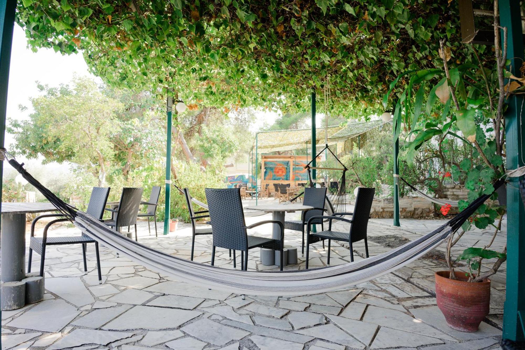 Hotel Korfos - Ξενοδοχείο Κόρφος Renovated Korfos