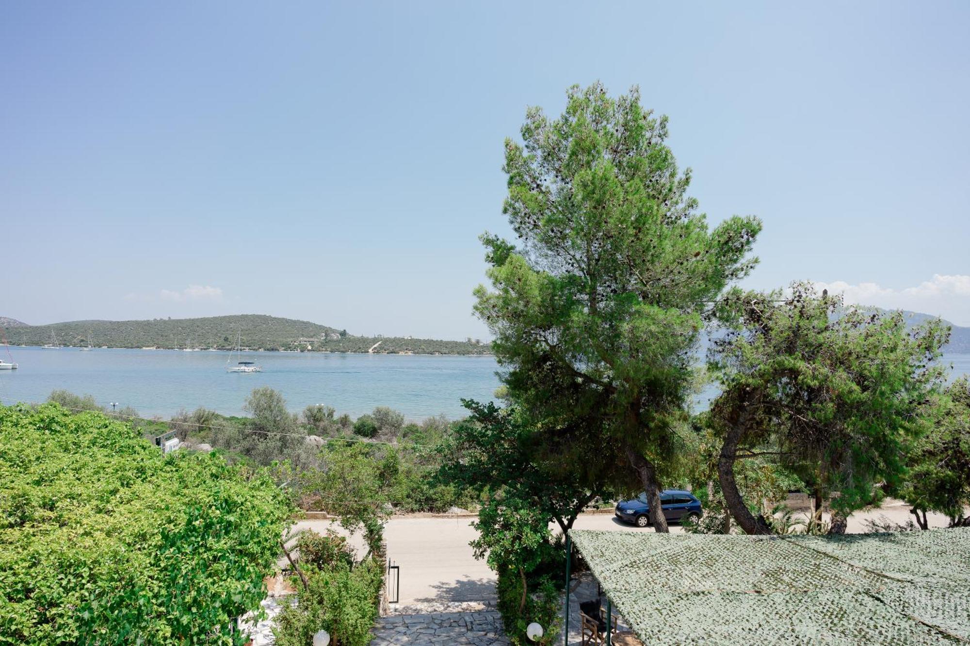 Hotel Korfos - Ξενοδοχείο Κόρφος Renovated Hotel 2*