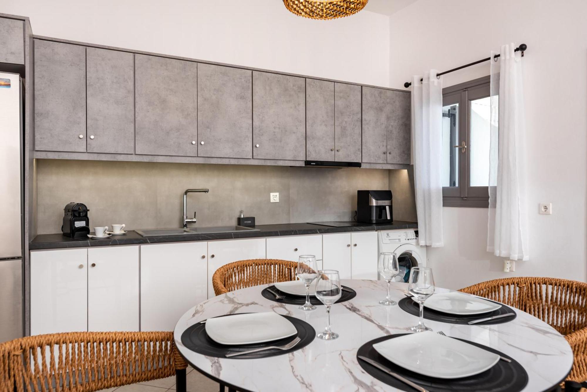 Gabriel House Apartment