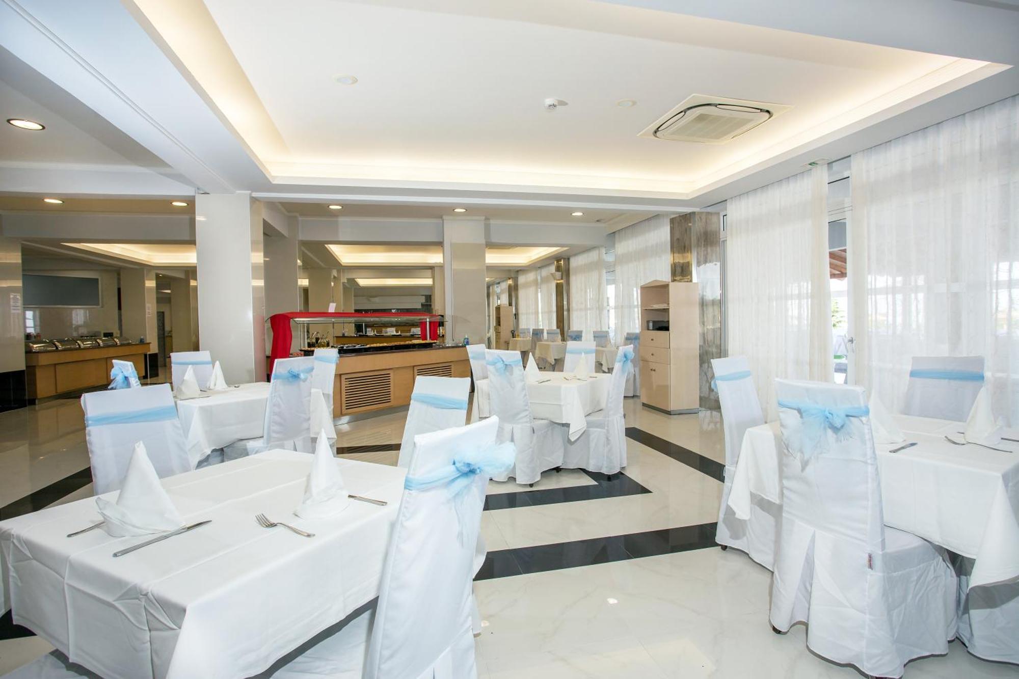 Grand Blue Hotel 5*