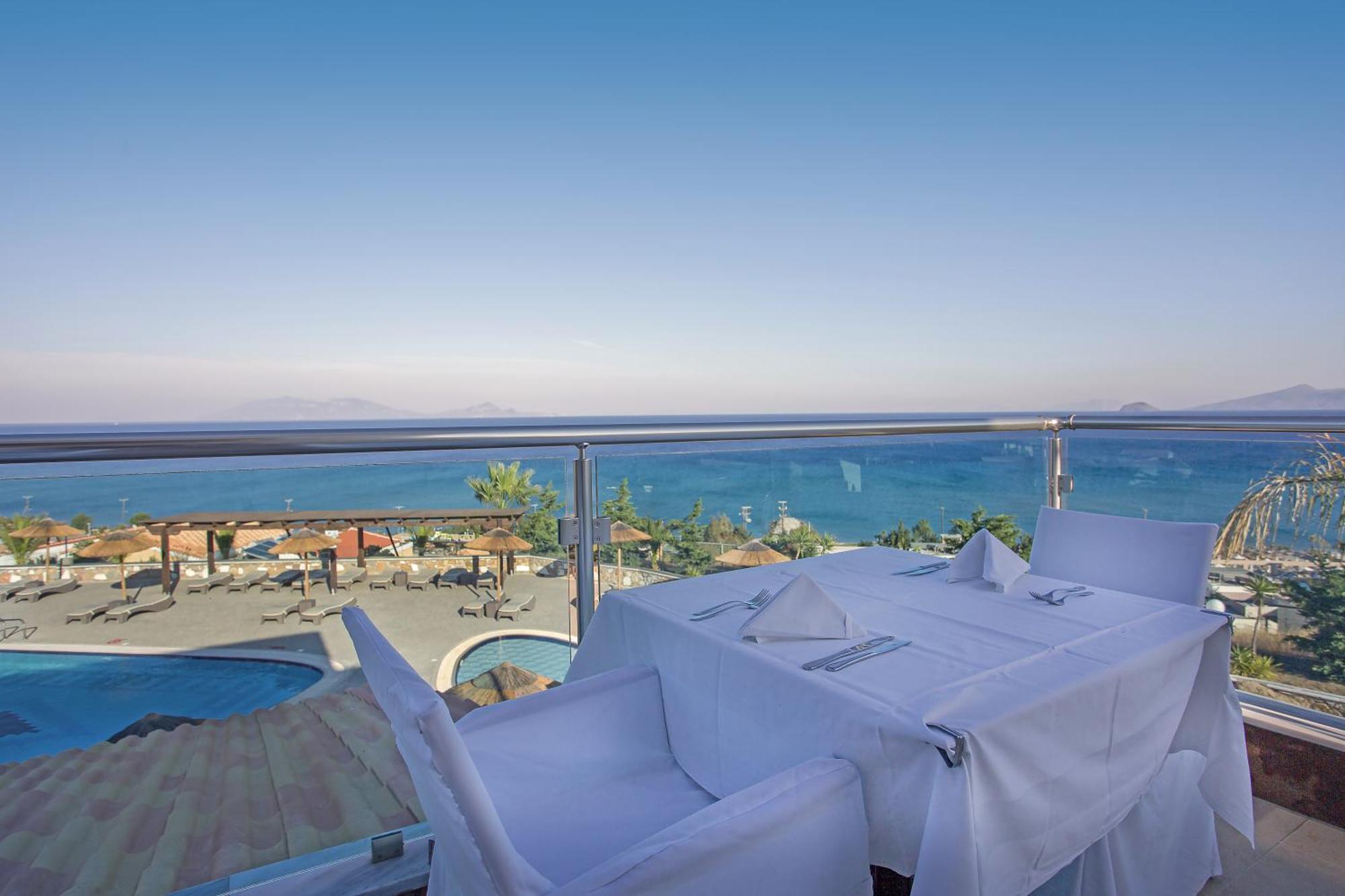 Hotel Grand Blue 5*