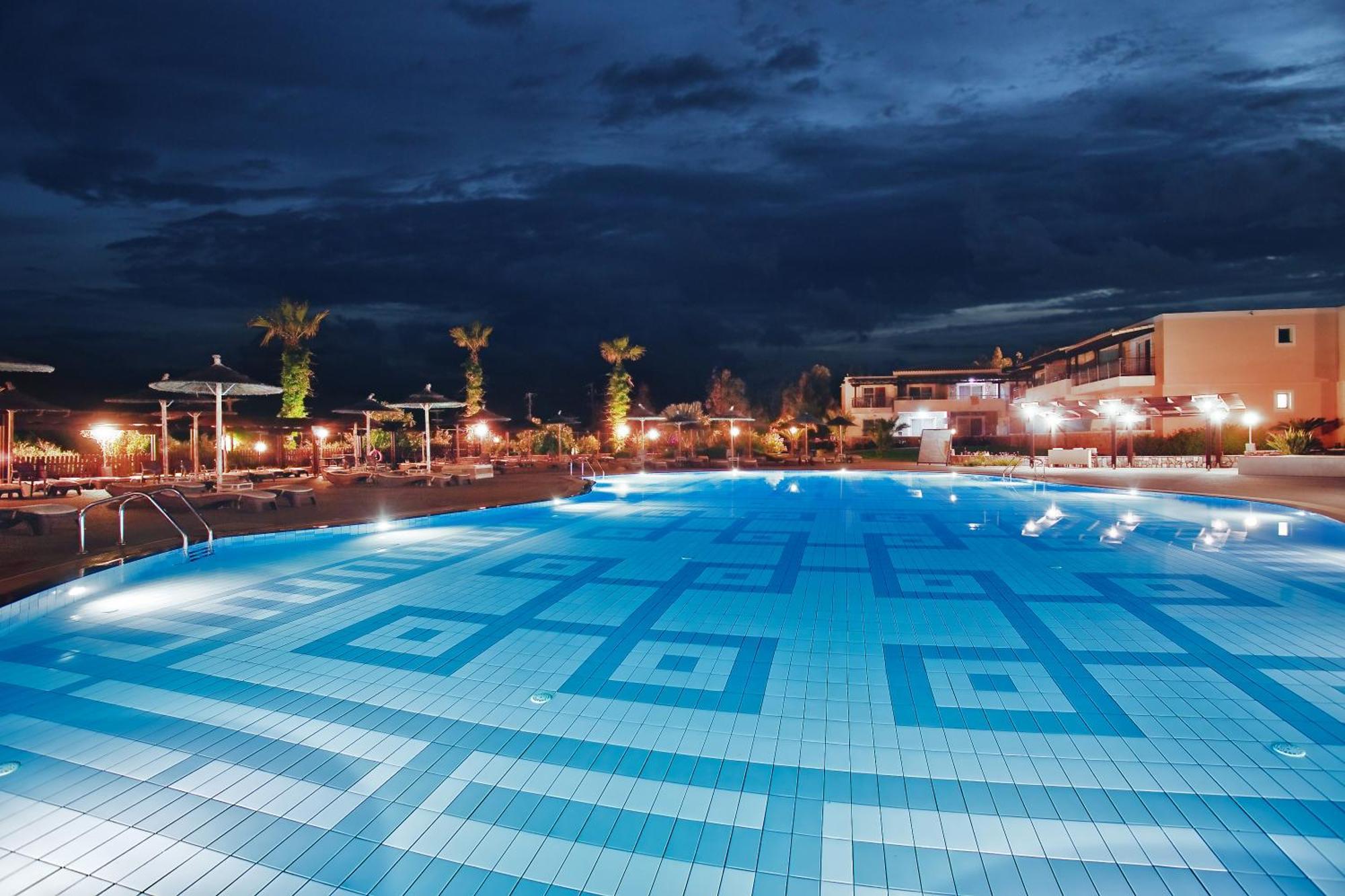 Grand Blue Hotel 5*