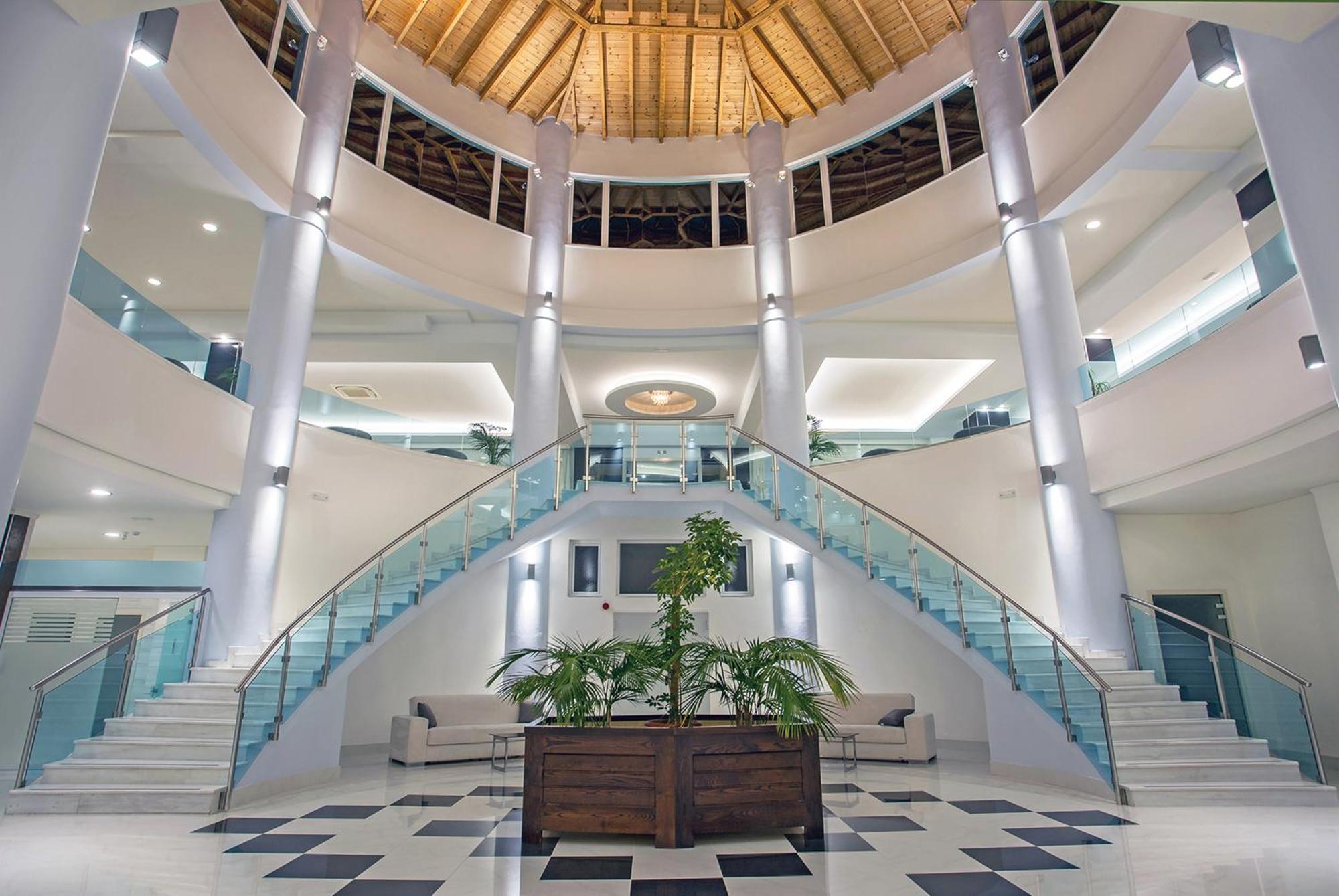 Hotel Grand Blue 5*