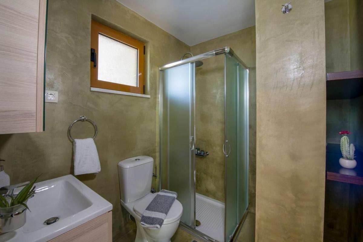 Lady Dafni With Private Heated Pool Villa *