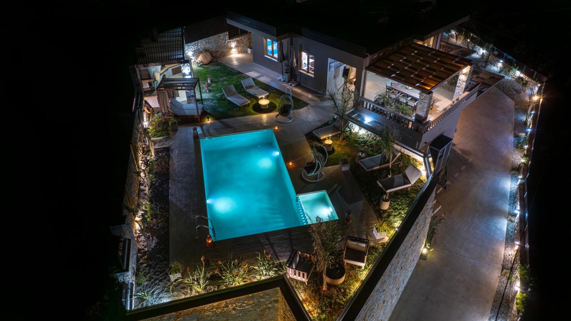 Villa Lady Dafni With Private Heated Pool
