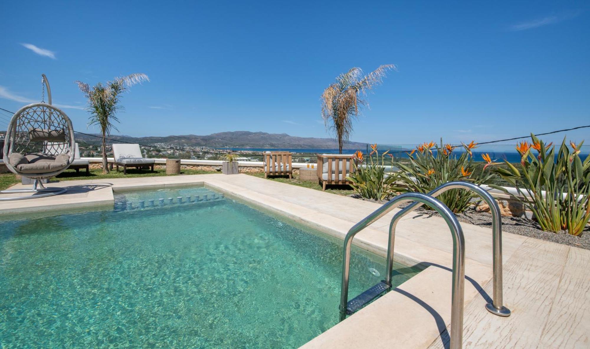 Lady Dafni With Private Heated Pool