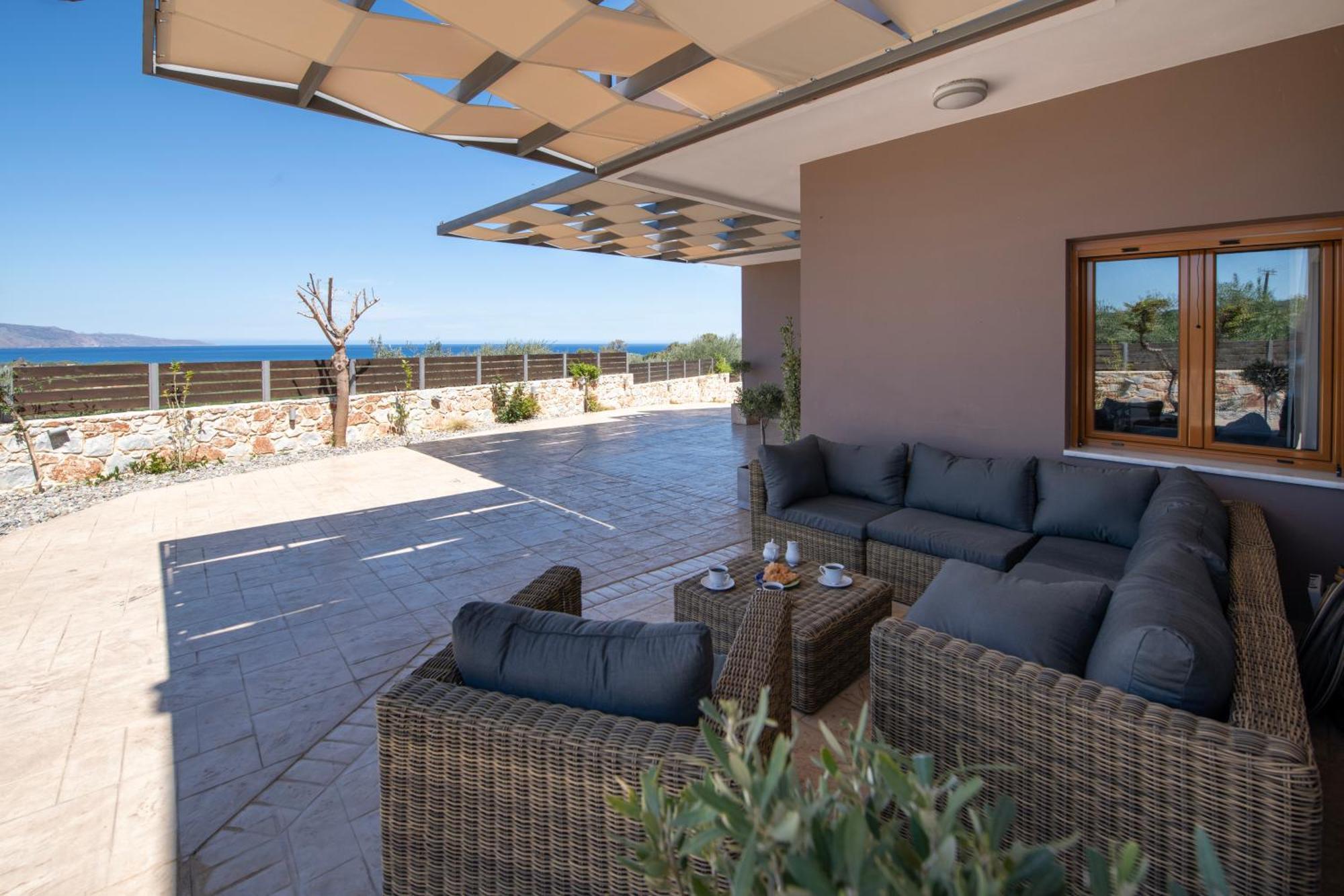Villa Lady Dafni With Private Heated Pool *