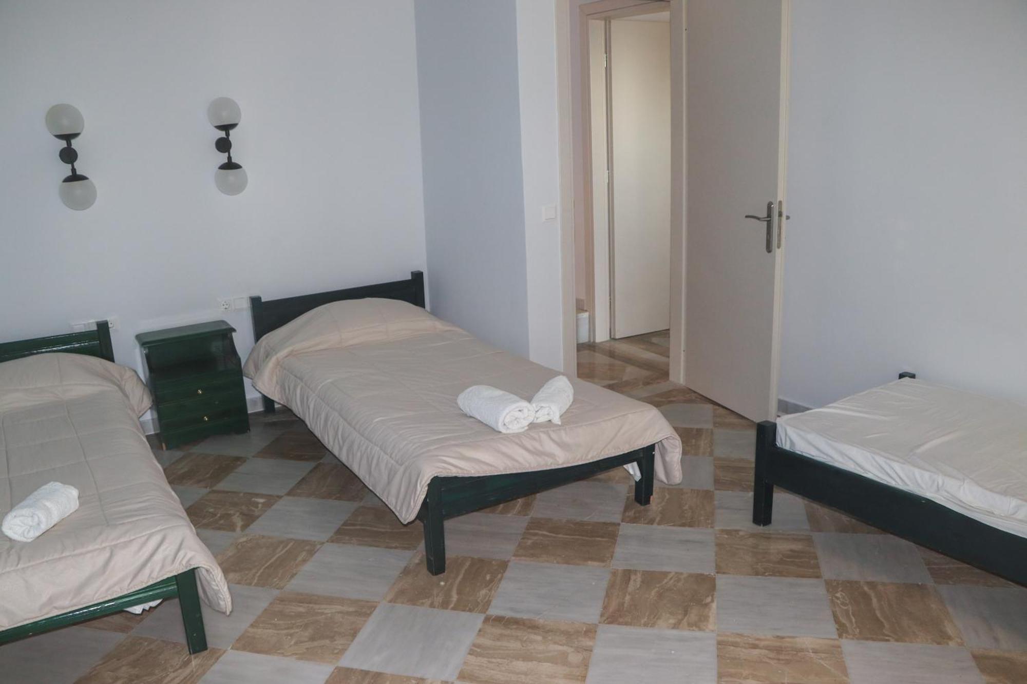 Aparthotel Kouros Hill *