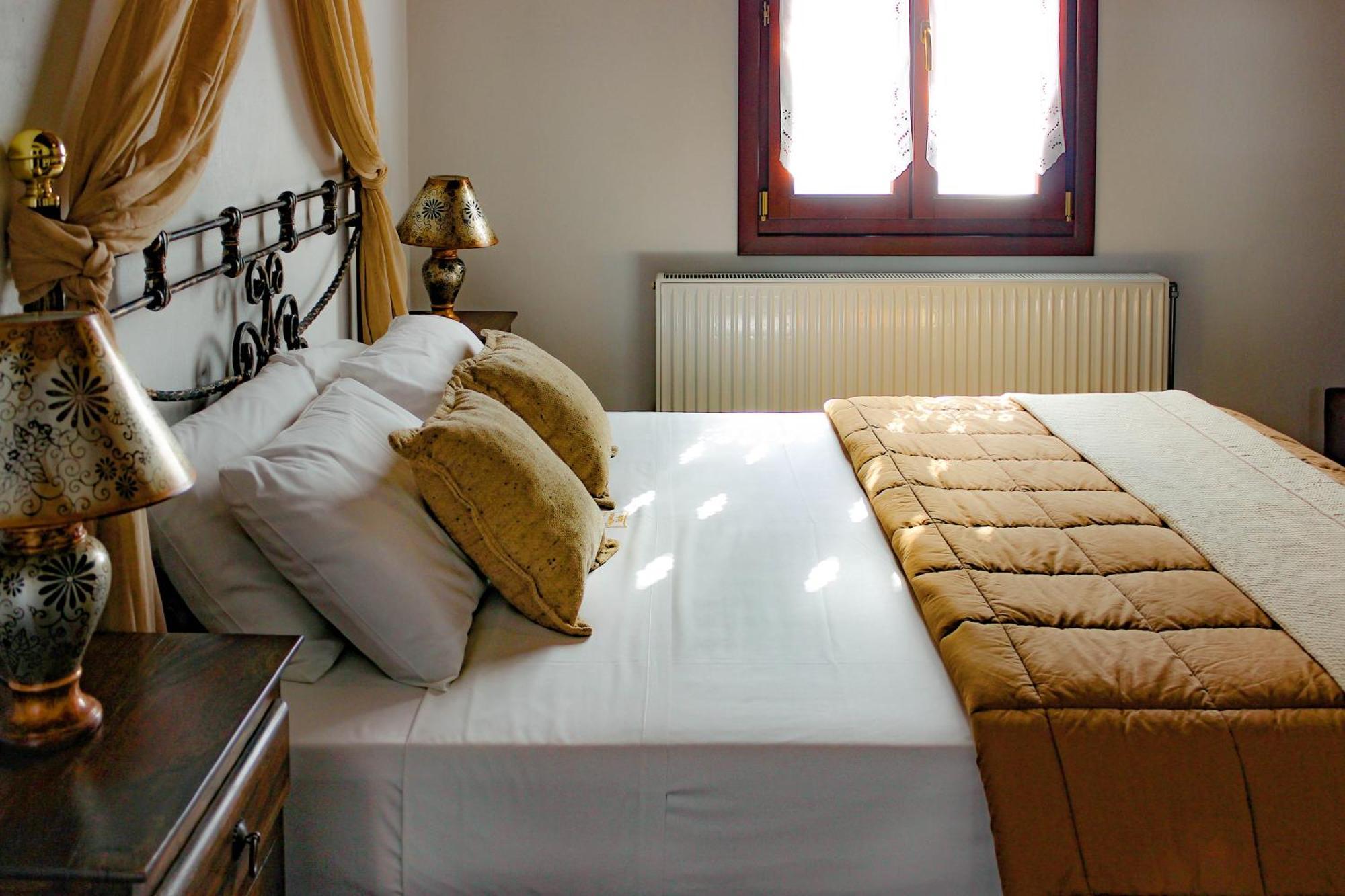 Archontiko Xantha Guest house *