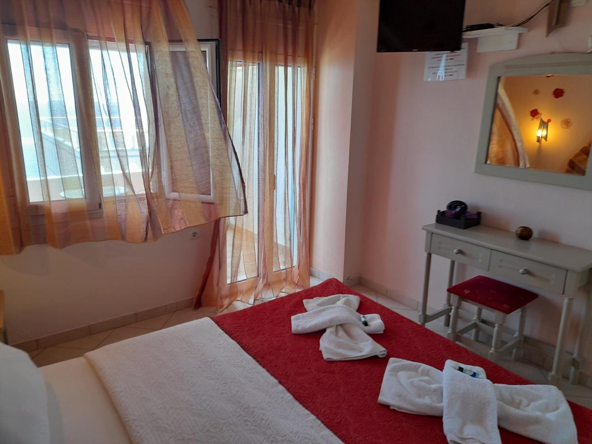 Aparthotel Delfini *