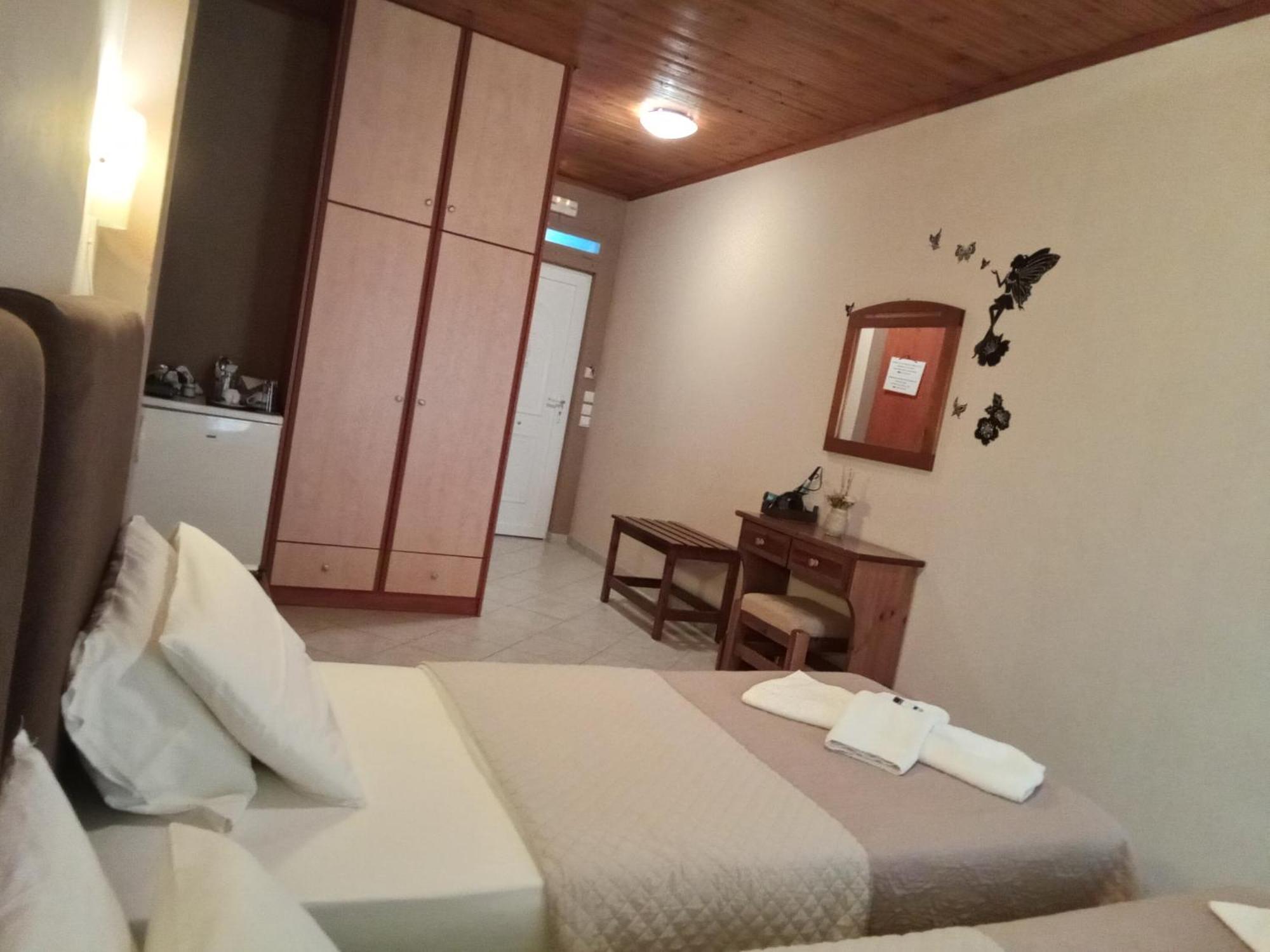 Delfini Aparthotel *