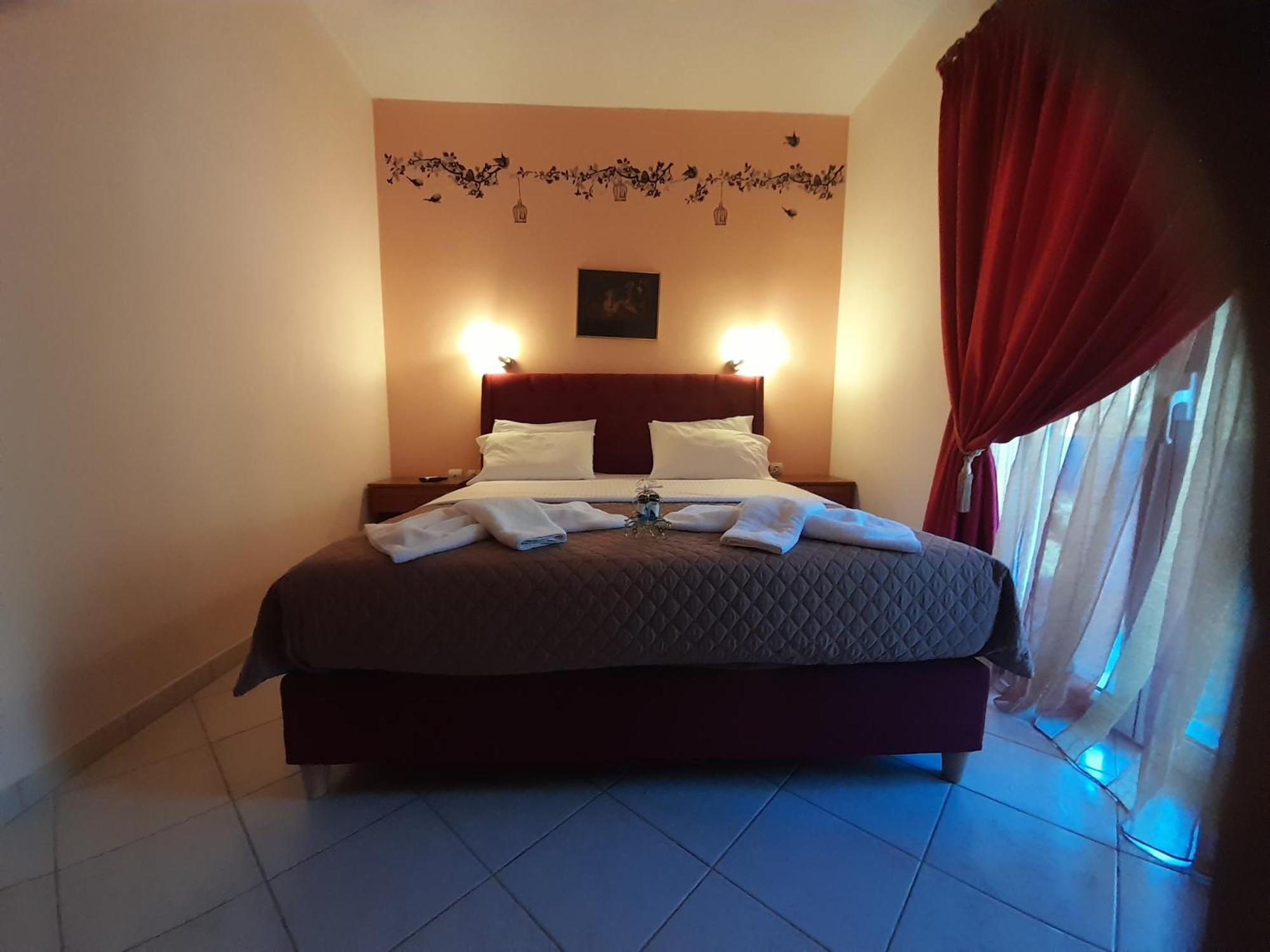 Delfini Aparthotel *