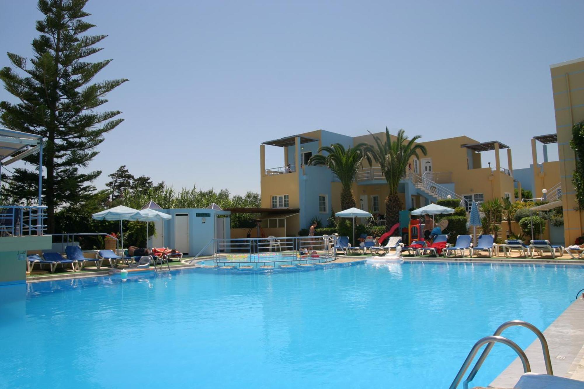 Aparthotel Futura
