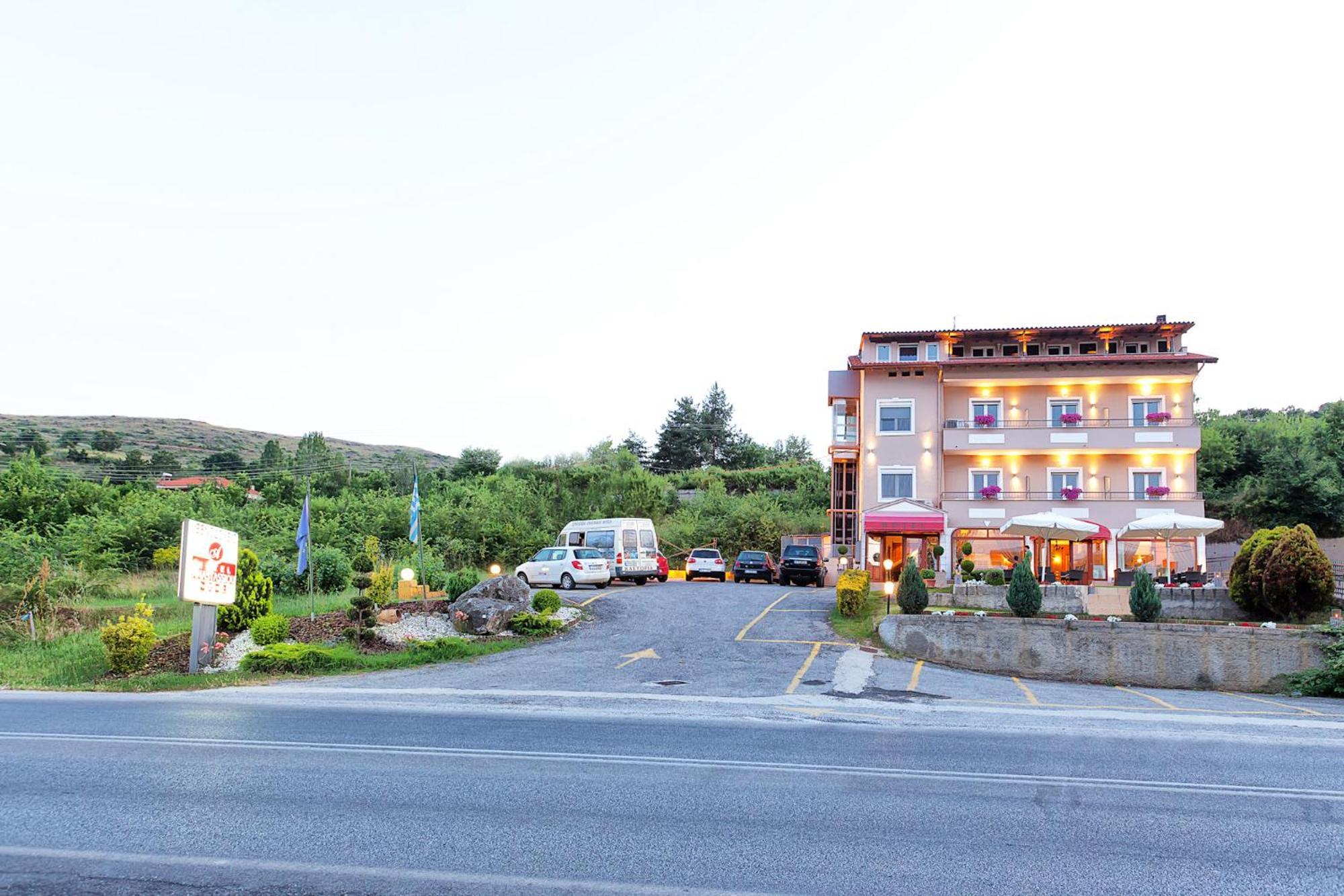 Hotel Anastassiou - Bike And Motorcycle Friendly