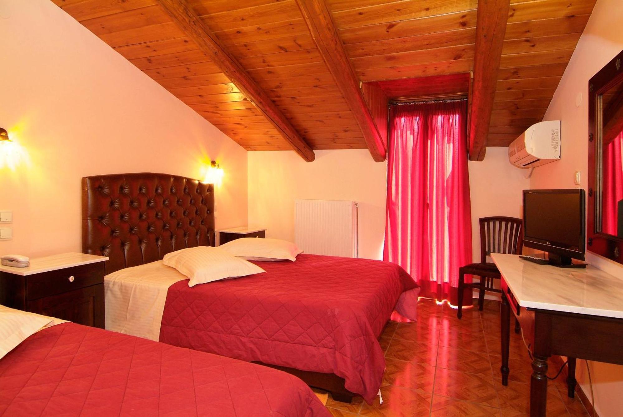 Hotel Varonos Delphi