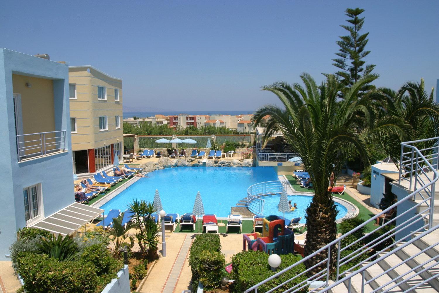Aparthotel Futura