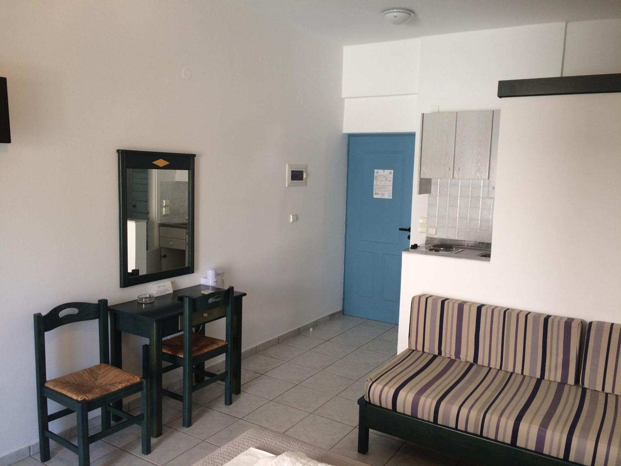 Aparthotel Irida Psari Forada