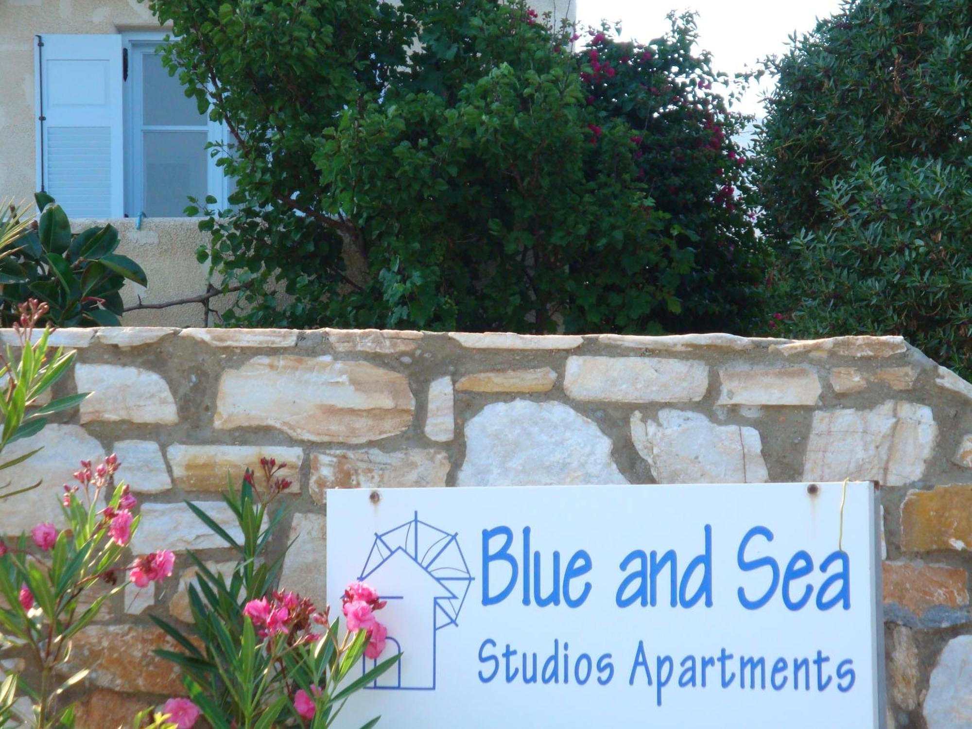Apartment Blue & Sea