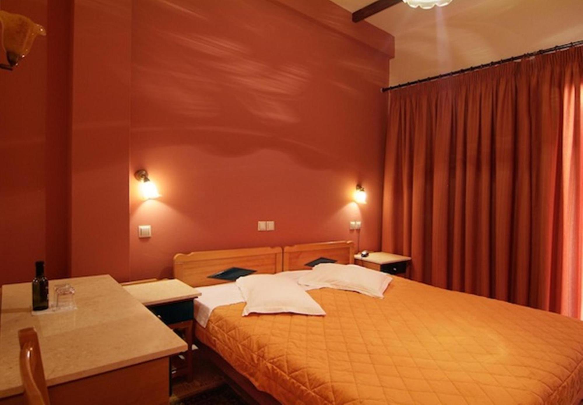 Hotel Varonos Delphi