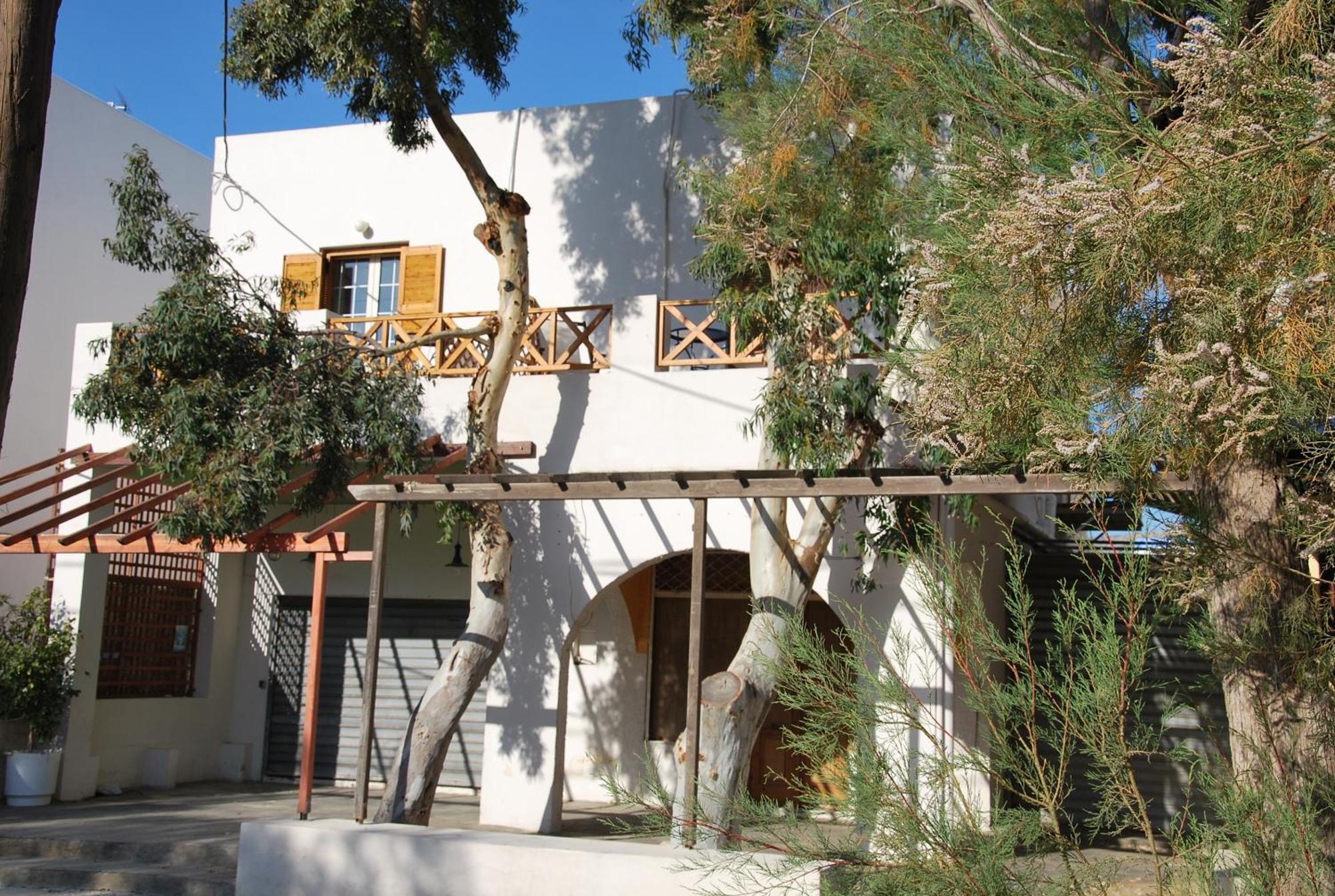 Guest house Peter & Tony 3*