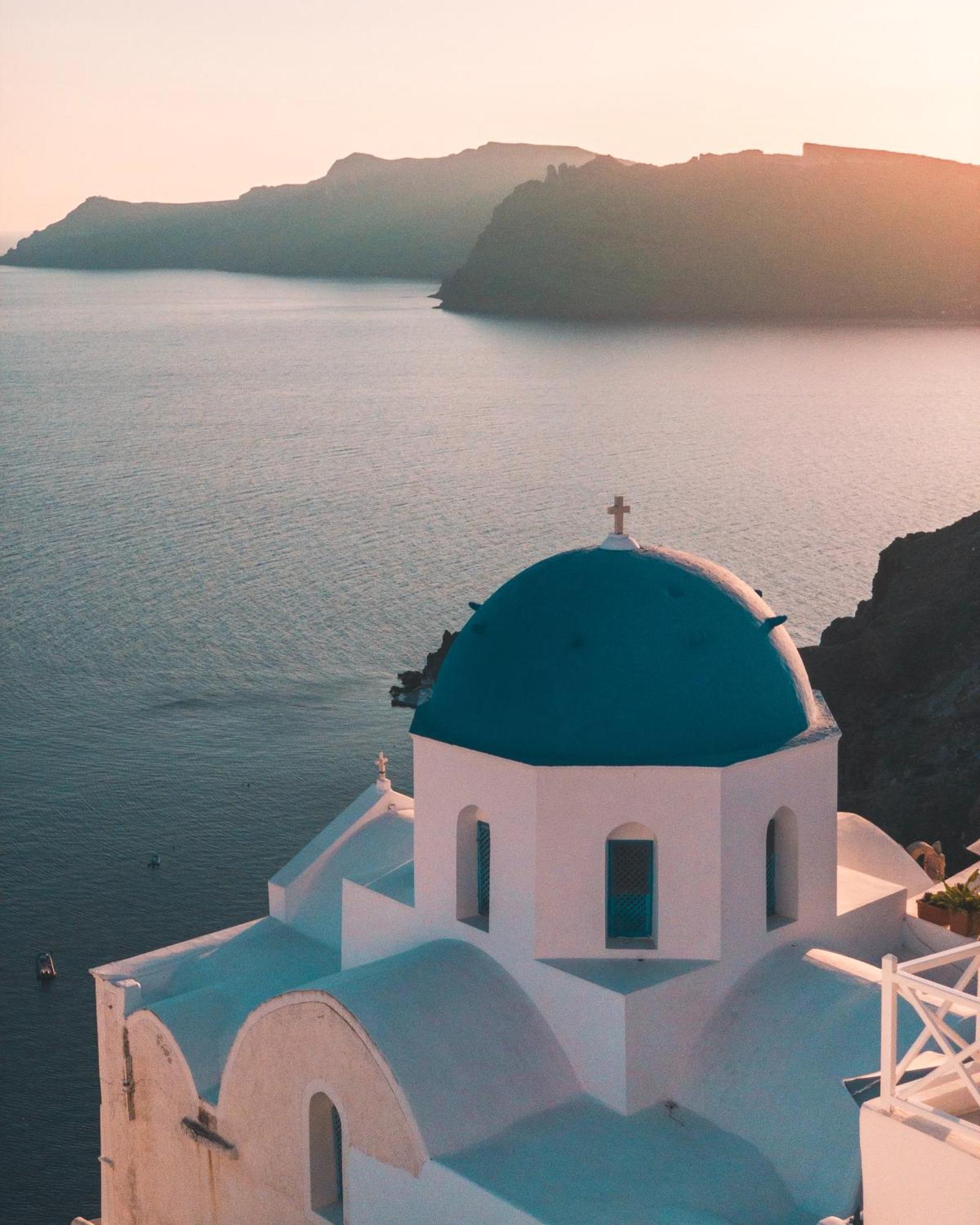 Orizontes Santorini Pyrgos Kallistis