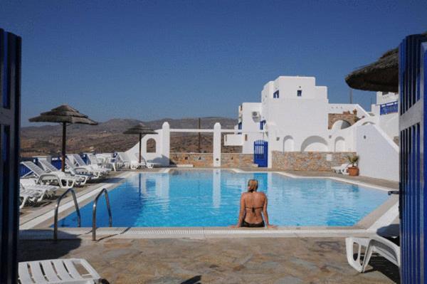 Rita's Place Chora (Ios)