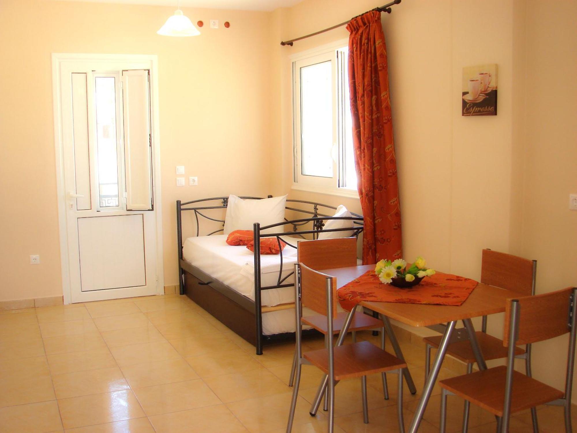 Aparthotel Dorana & Trekking 2*
