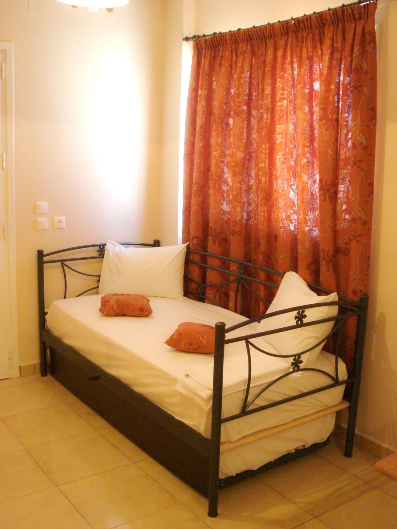 Aparthotel Dorana & Trekking 2*