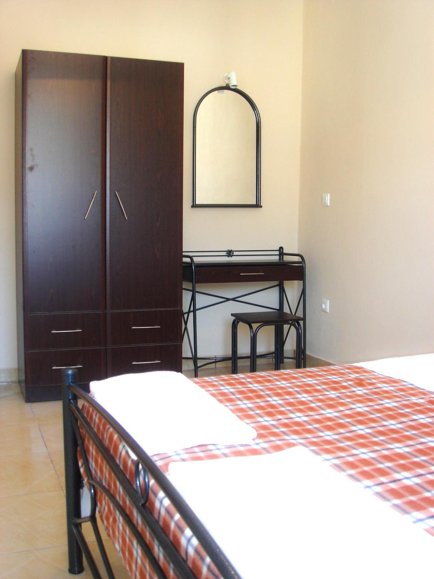 Aparthotel Dorana & Trekking