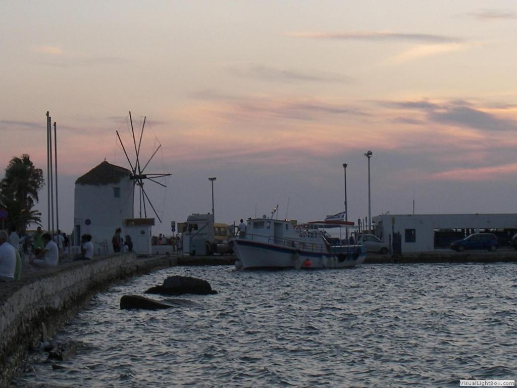 Captain Manolis Parikia (Paros)