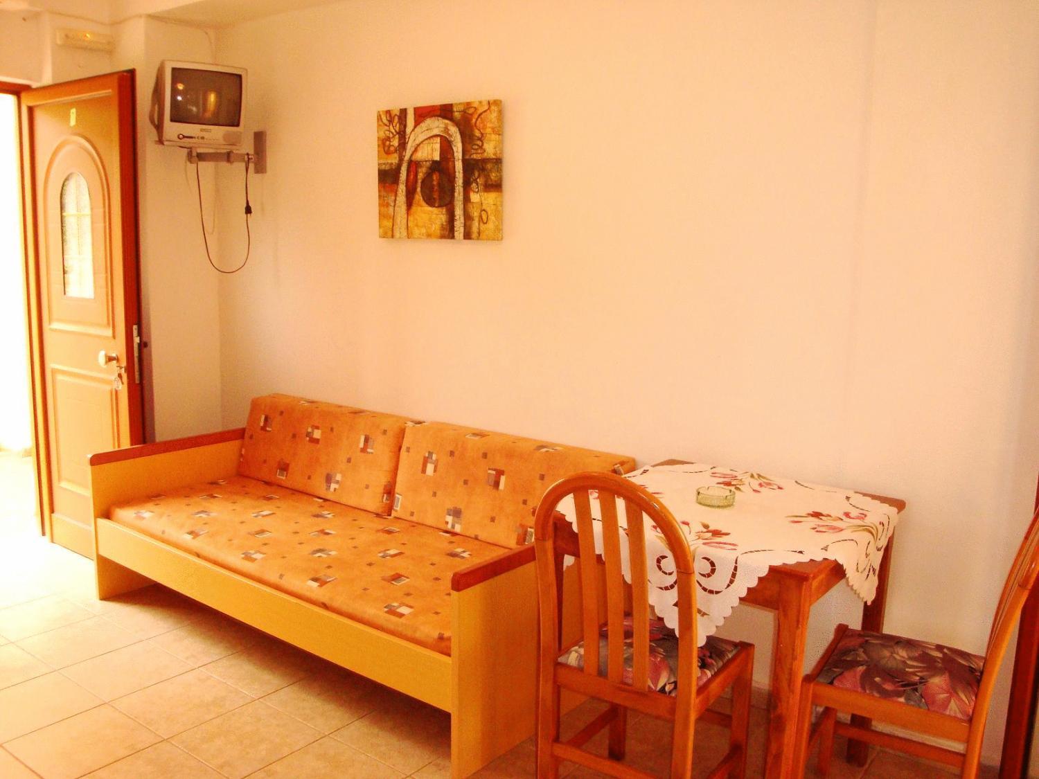 Aparthotel Anniko Stalos