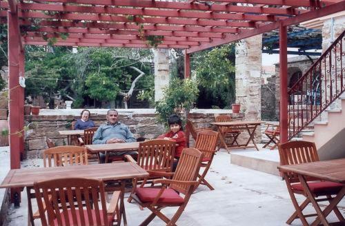 Guest house Manganos 3*