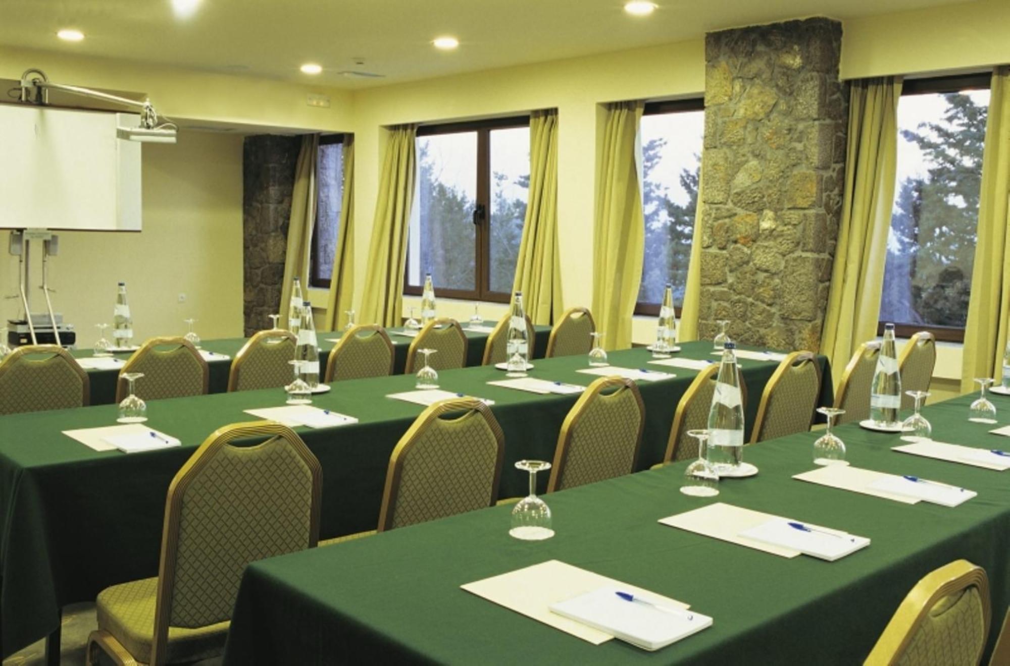 Hotel Anemolia Mountain