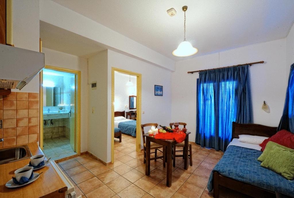 Aegean Sky Hotel-suites Malia (Crete)