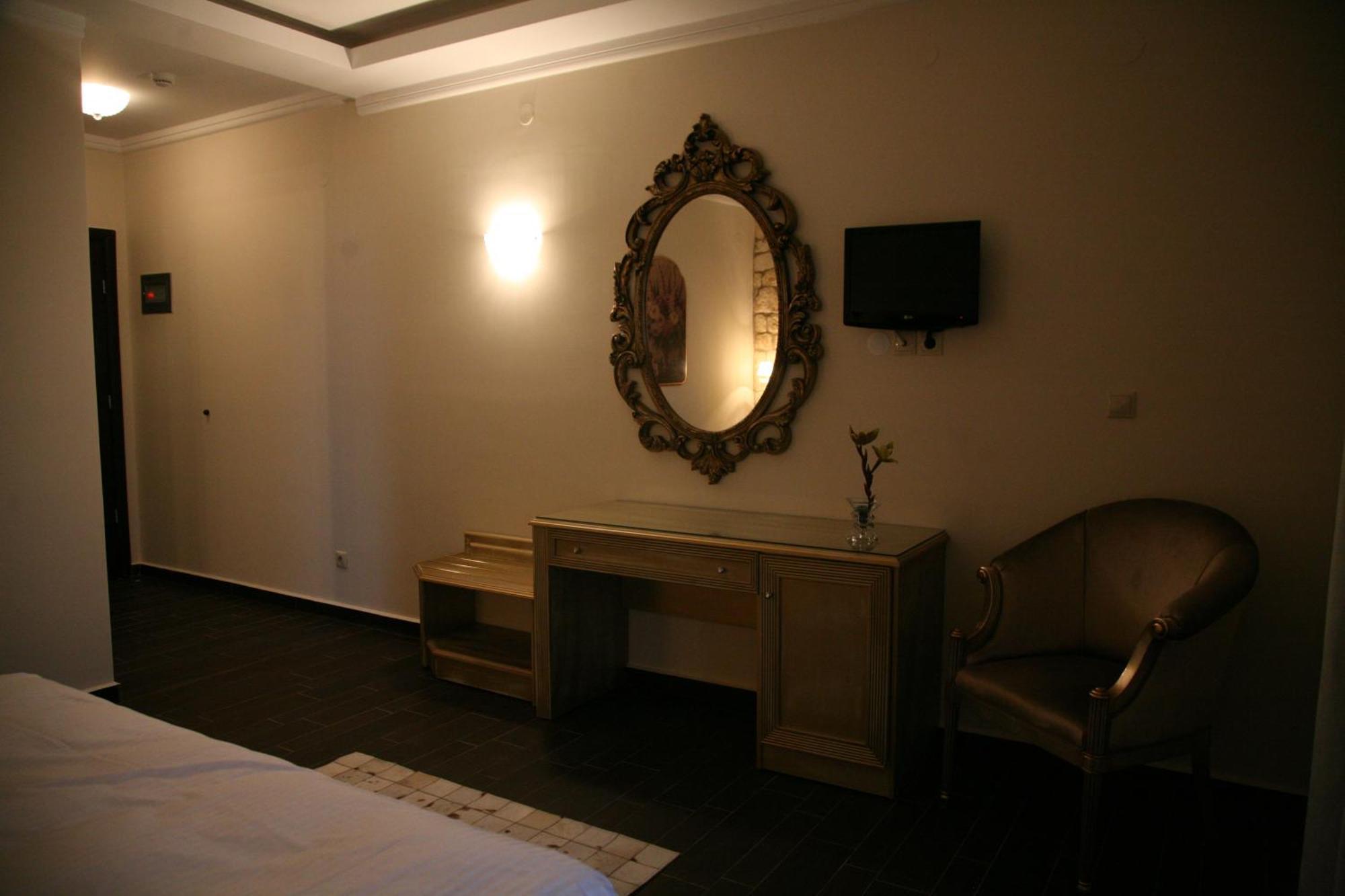 Hotel Diamond River &