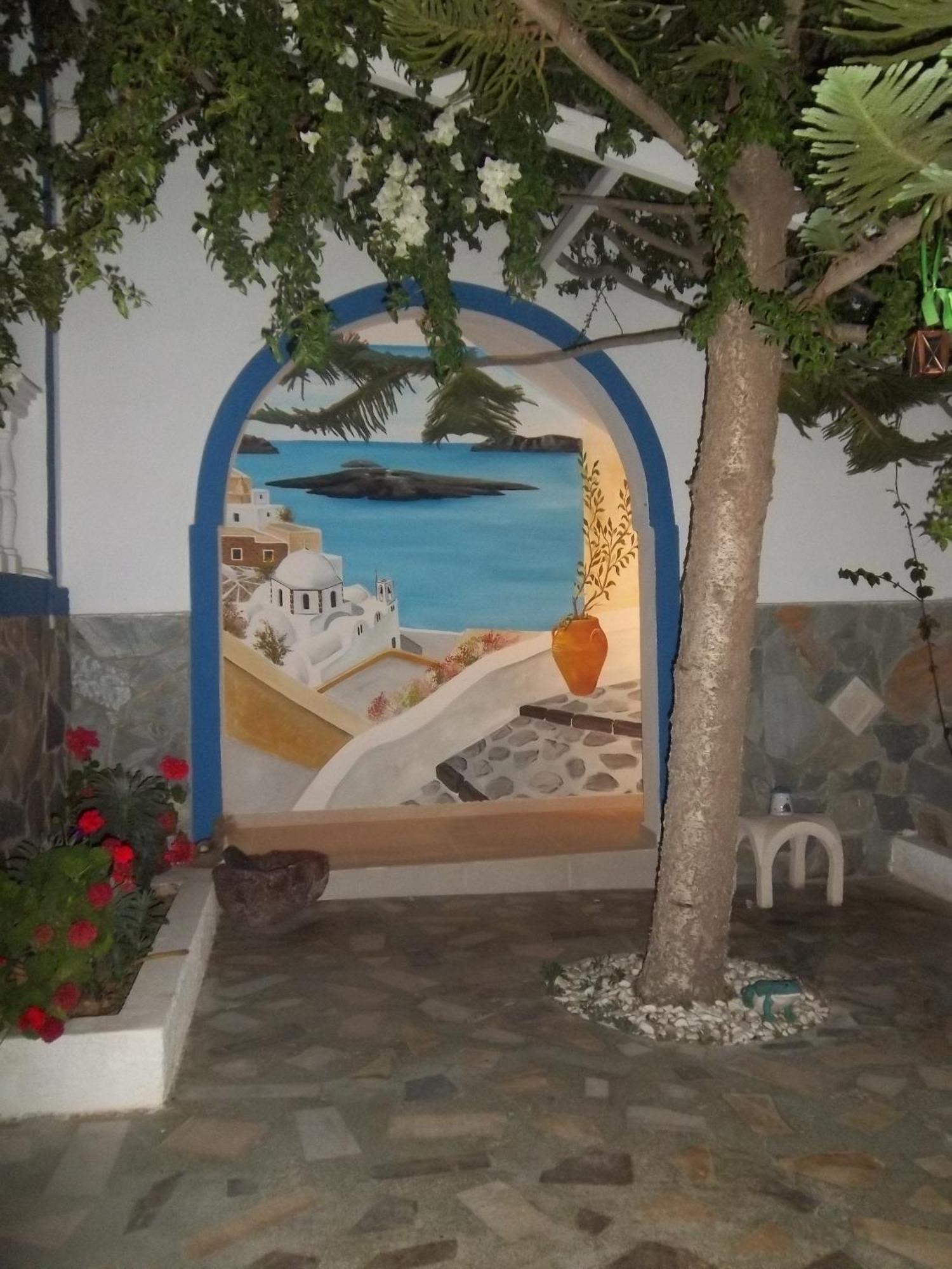 Agapi Karterados (Santorini)