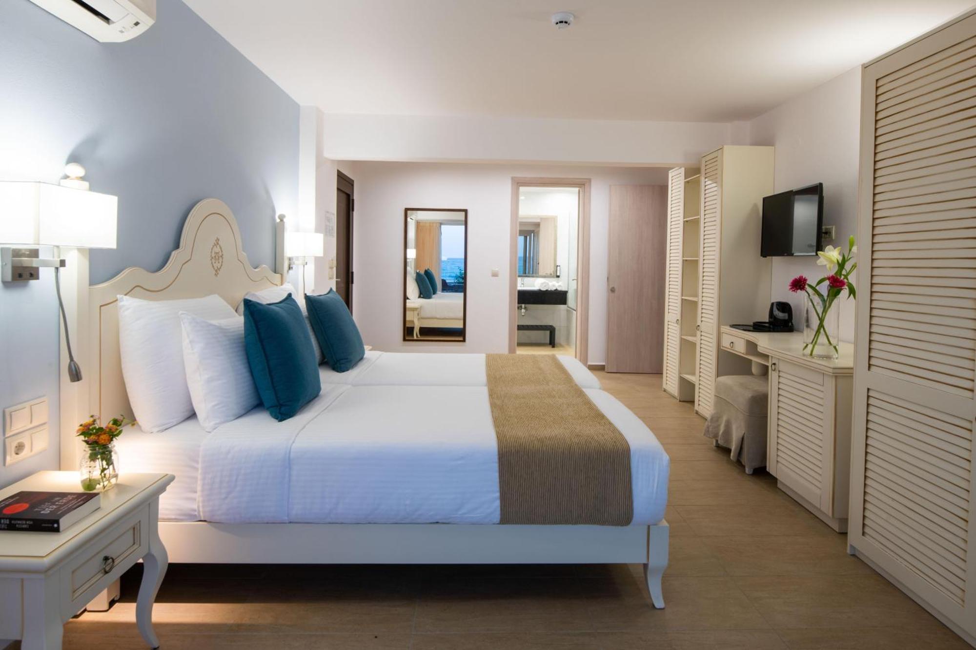 Resort Alexander & Village 5*
