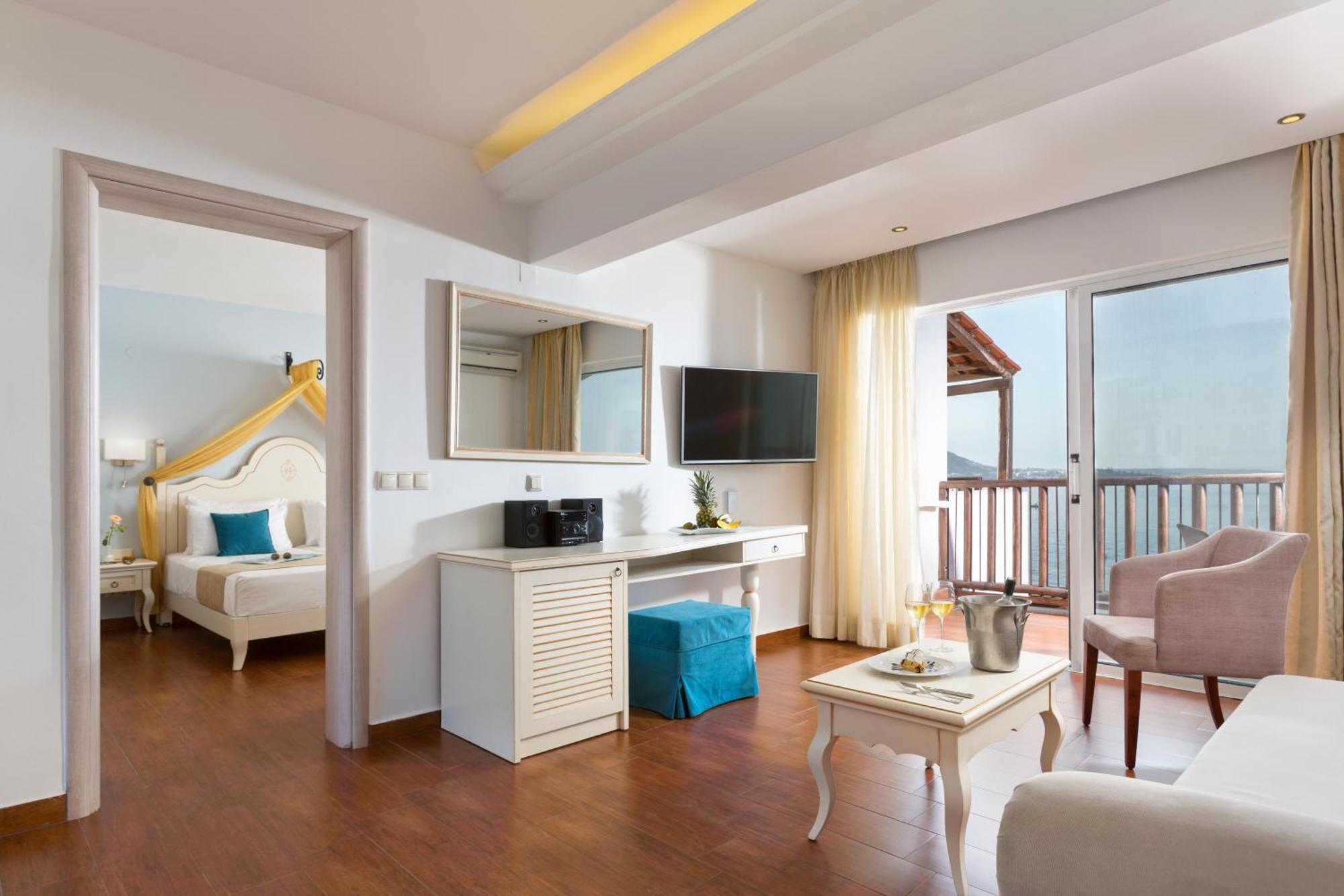 Resort Alexander & Village 5*