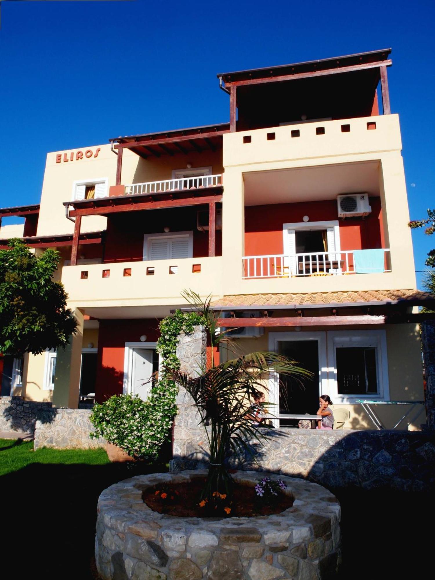 Aparthotel Eliros Studios Stalos