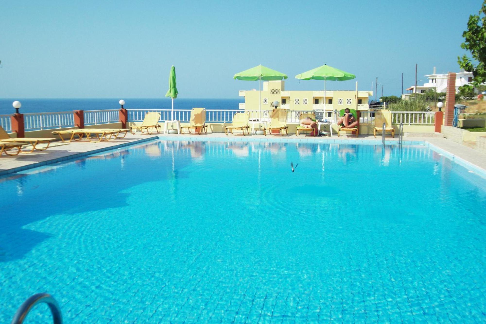 Aparthotel Eliros Studios Stalos